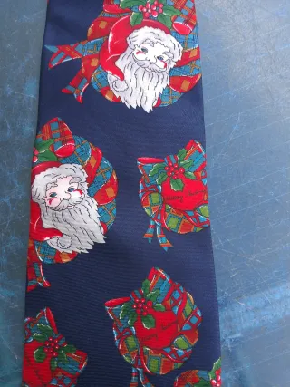 Cravatta Seta Babbo Natale e Pacchi Regalo