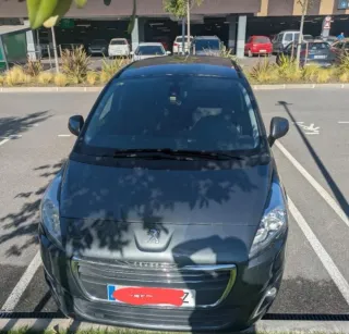 Peugeot 5008 2014
