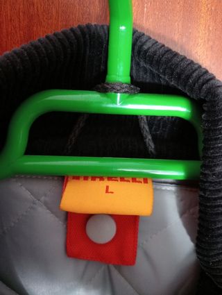 Chaqueta Pirelli Roja Talla L