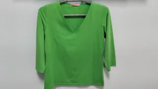 Blusa verde manga 3/4 mujer