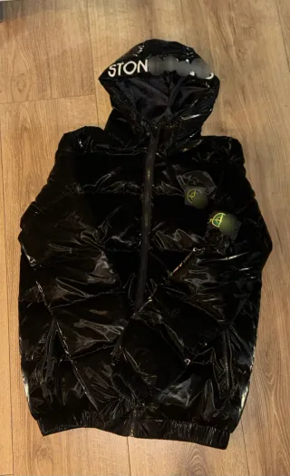 Abrigo Stone Island Negro Brillante