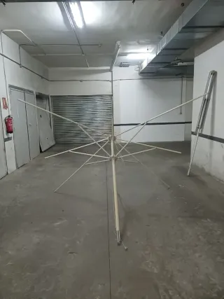 Estructura sombrilla plegable