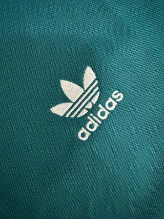 Chaqueta Adidas Classic TT Talla S