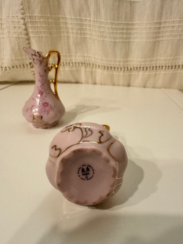 2 Vasi in Porcellana Rosa da Collezione