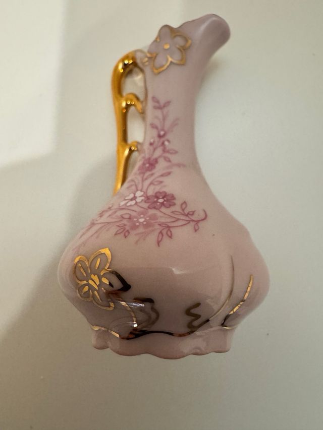 2 Vasi in Porcellana Rosa da Collezione