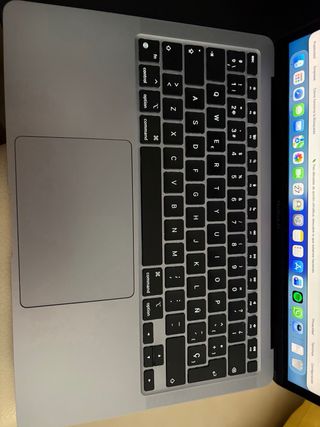 MacBook Air M1 13 Plata/Gris Espacial