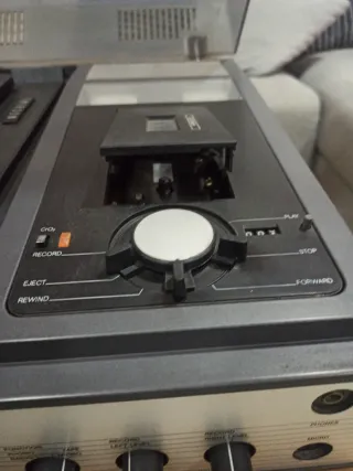 Tocadiscos Ocnoson / Emerson