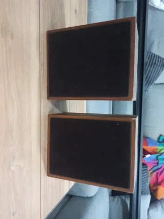 Tocadiscos Ocnoson/Emerson con altavoces Vintage