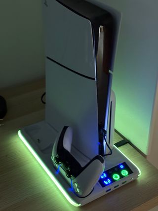 Soporte PS5 Slim con Ventiladores RGB