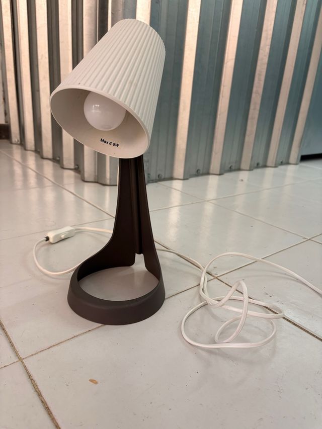 Lámpara de mesa moderna diseño