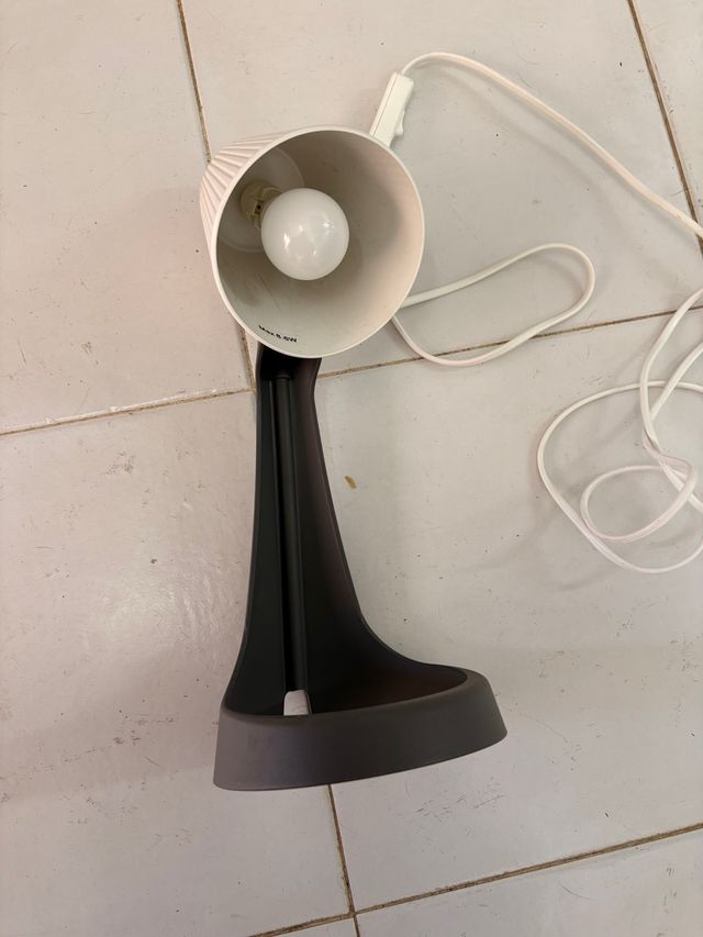 Lámpara de mesa moderna diseño