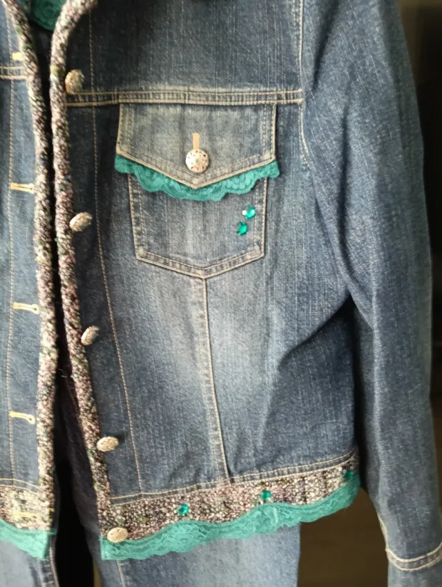 Conjunto Cazadora y Pantalón Vaquero