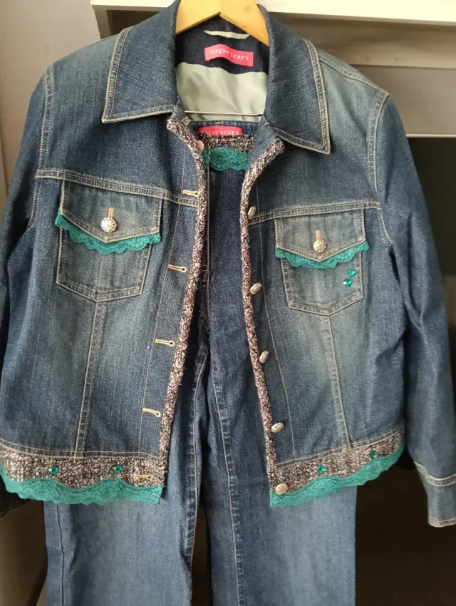 Conjunto Cazadora y Pantalón Vaquero