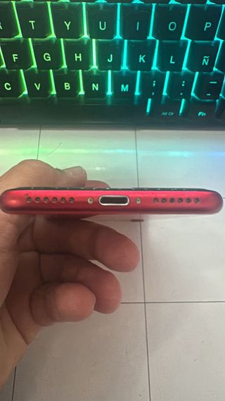 iPhone SE 2 Rojo