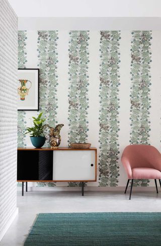 Montadores de papel pintados