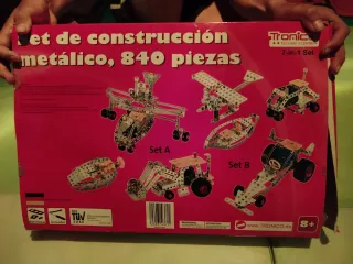 Set de construcción metálico 840 piezas