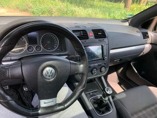 Volkswagen Golf 2005