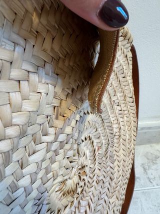 Capazo redondo de rafia con cuero