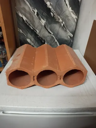Botellero terracota 27 × 3 botellas
