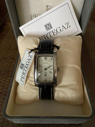 Reloj Pertegaz Correa Negra y Caja acero inox
