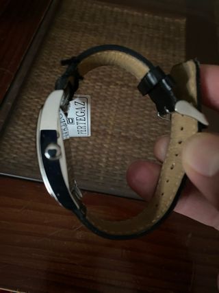 Reloj Pertegaz Correa Negra y Caja acero inox