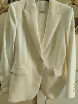 Blazer blanco Mango
