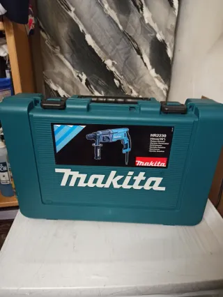 Taladro percutor Makita HR2230