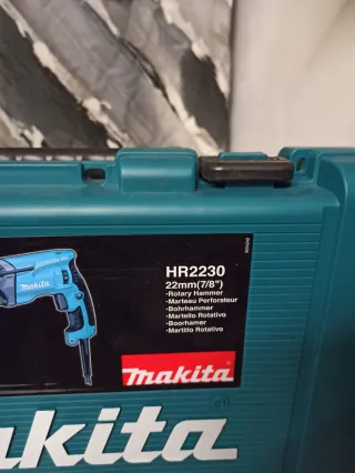 Taladro percutor Makita HR2230