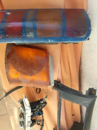 Pilotos Traseros Ford Transit 98