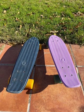 Patinetes Decathlon morado y negro