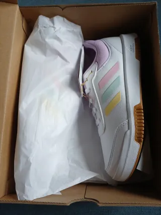 Zapatillas deportivas blancas