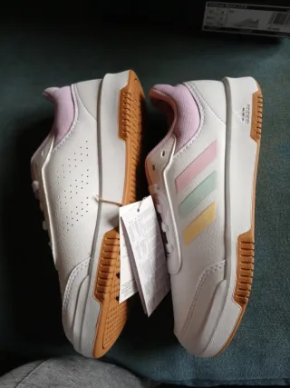 Zapatillas deportivas blancas