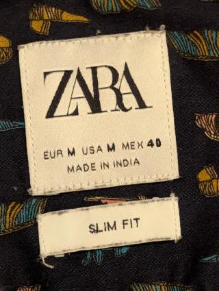 Camisa Zara Slim Fit Estampada Talla M