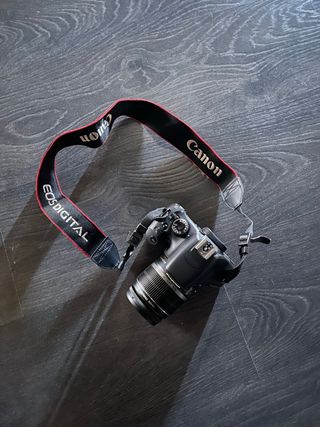 Cámara Canon EOS 550D