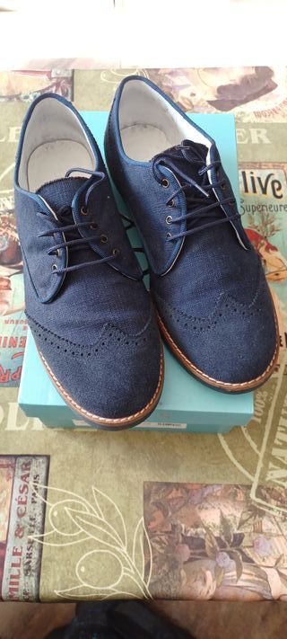 Zapatos niño comunión azul