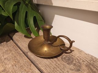 Antica bugia in ottone