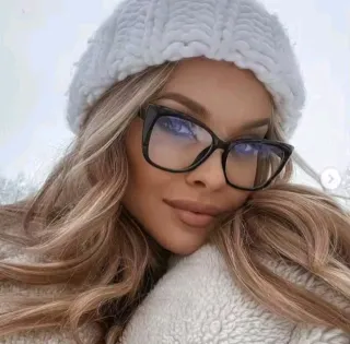 Gafas de diseño negro y dorado graduadas