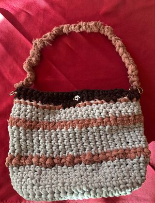 Borsa uncinetto multicolor fondo rigido