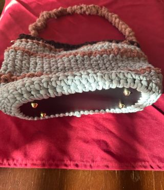 Borsa uncinetto multicolor fondo rigido