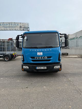 Camión Multilift porta contenedores