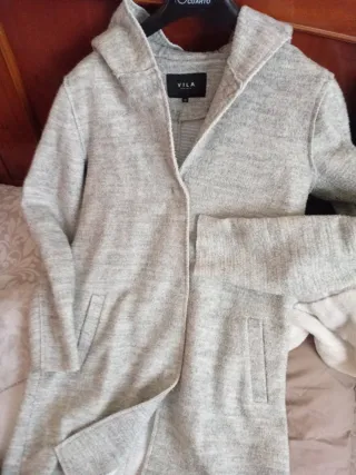 Abrigo VILA mujer xs y regalo/ KOOKAI