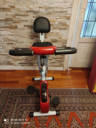 Bicicleta Estática Plegable Roja