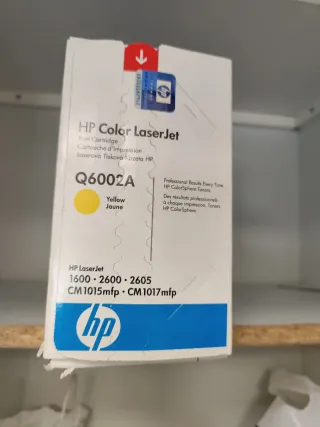 Cartucho Tinta HP Color LaserJet Q6002A Amarillo