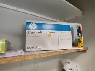 Cartucho Tinta HP Color LaserJet Q6002A Amarillo