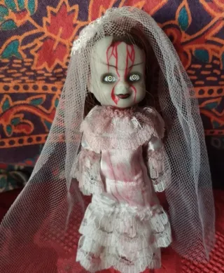 Muñeca Novia Muerta