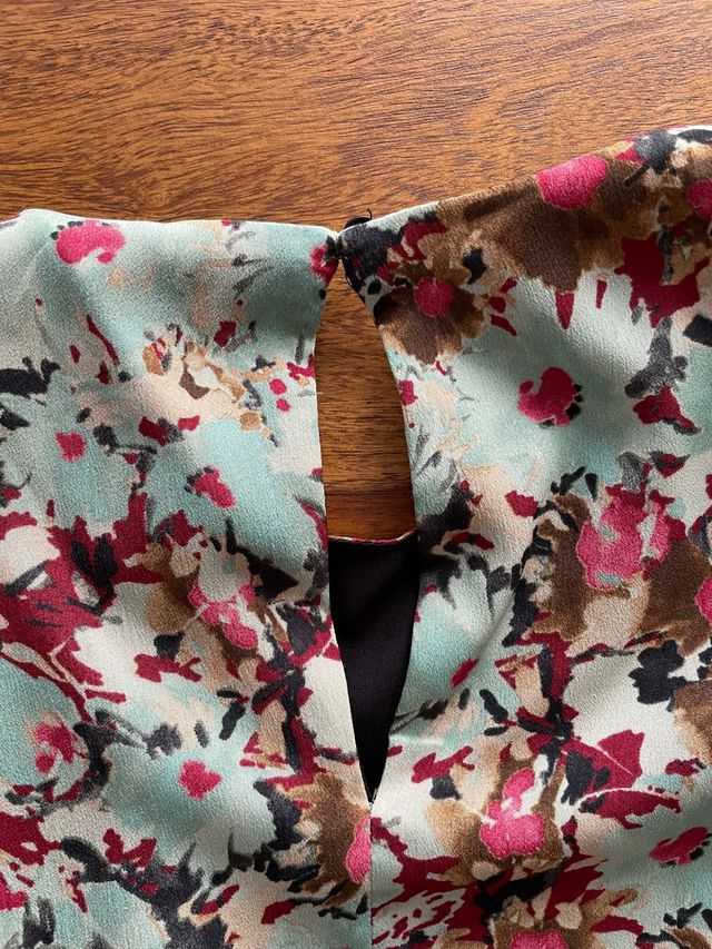 Vestido estampado floral Zara