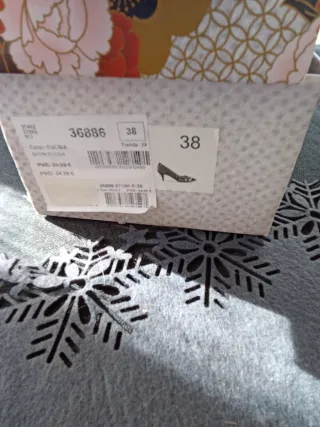 Zapatos Mustang Tela Flores Talla 38.