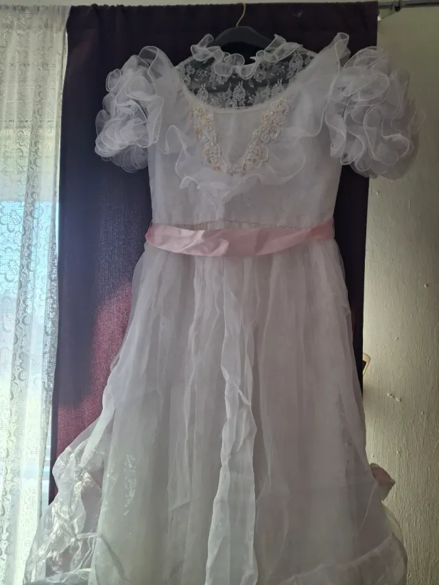 Abito da comunione per bambina con pizzo