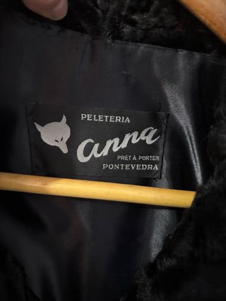 Chaquetón Piel Astracán Peletería Anna Negro