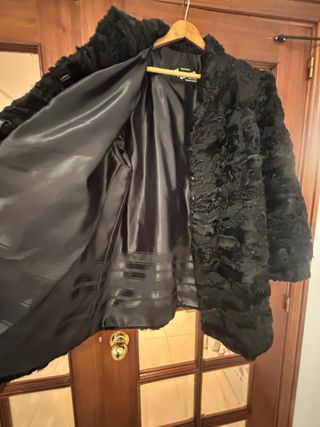 Chaquetón Piel Astracán Peletería Anna Negro